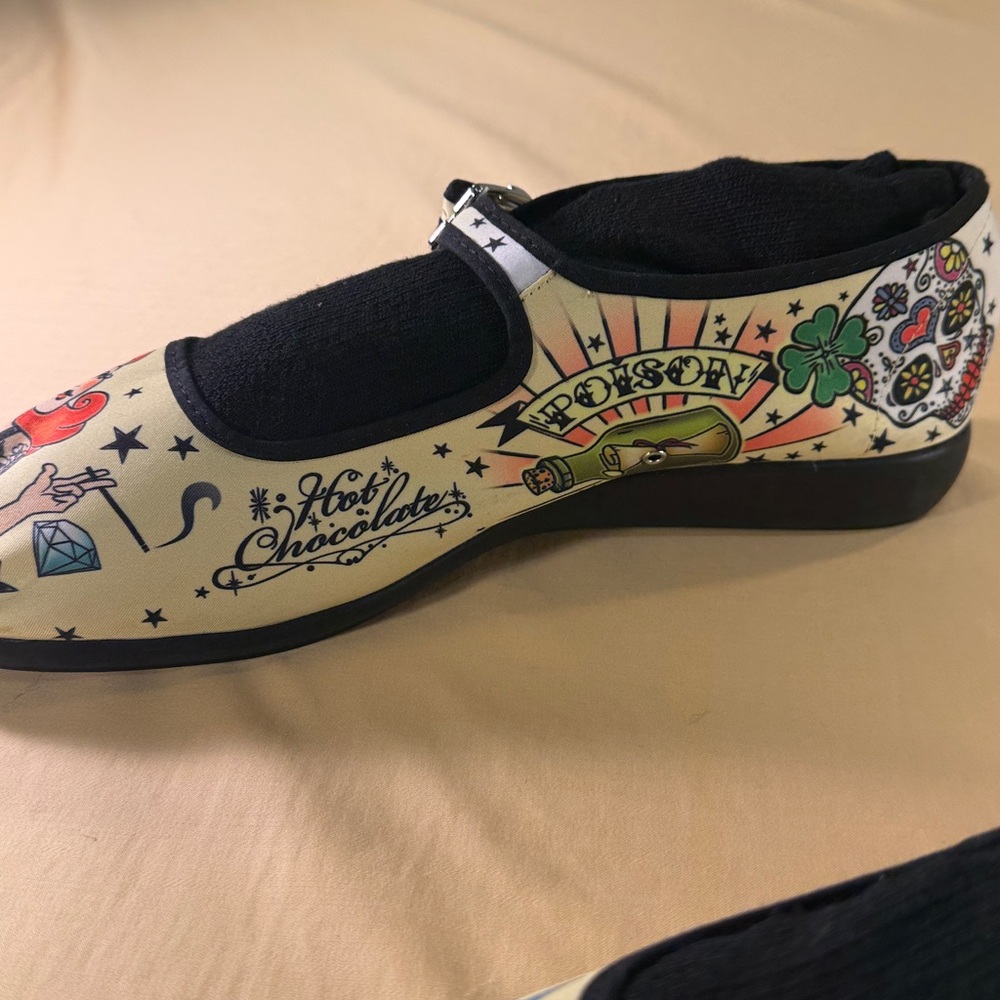 Hot chocolate design chocolaticas Mary Jane’s tattoo print US size 10 EU size 40 - Picture 3 of 11